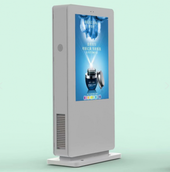 如何能使户外广告机达到防水防尘防腐蚀效果?