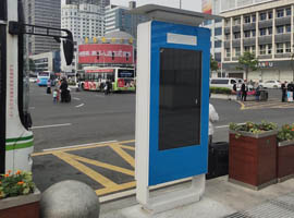 湖南长沙55寸立式公交电子站牌